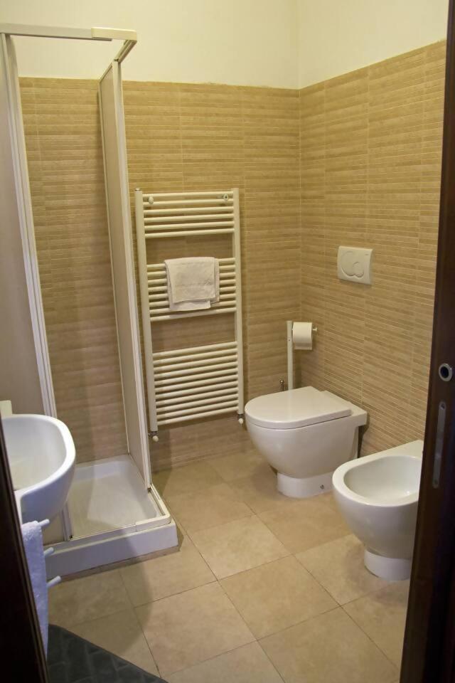 Casa Nel Centro Storico Viterbo Fornito Di Tutto Apartment Exterior photo